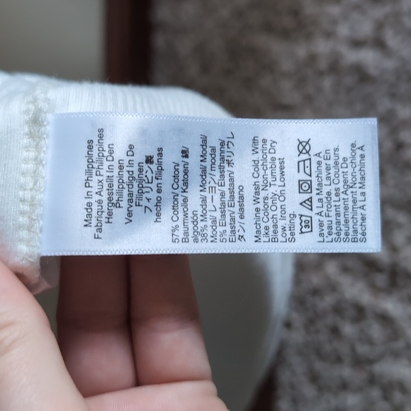 NWOT Ribbed Tank - Picture 4 of 4